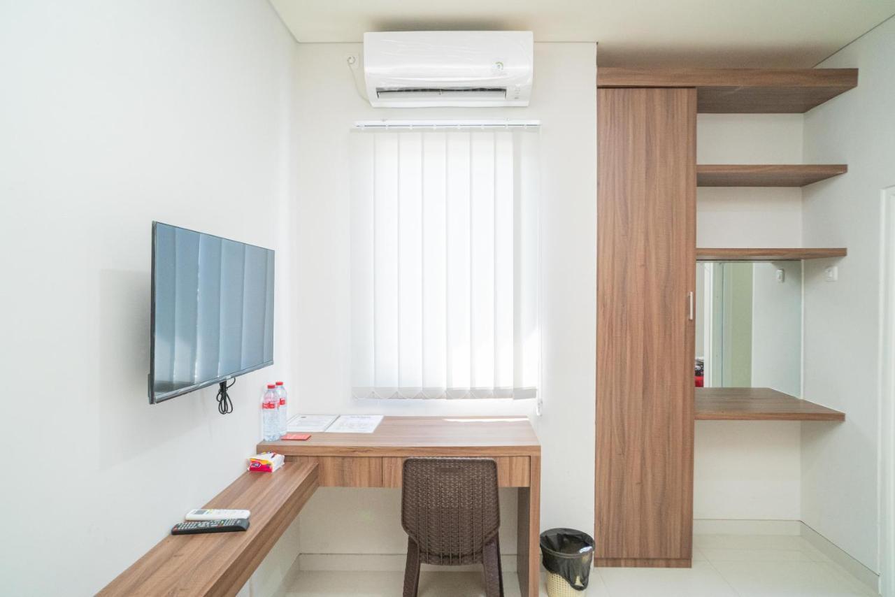 Reddoorz Plus @ Jalan Pemuda Timur Bojonegoro Exterior foto